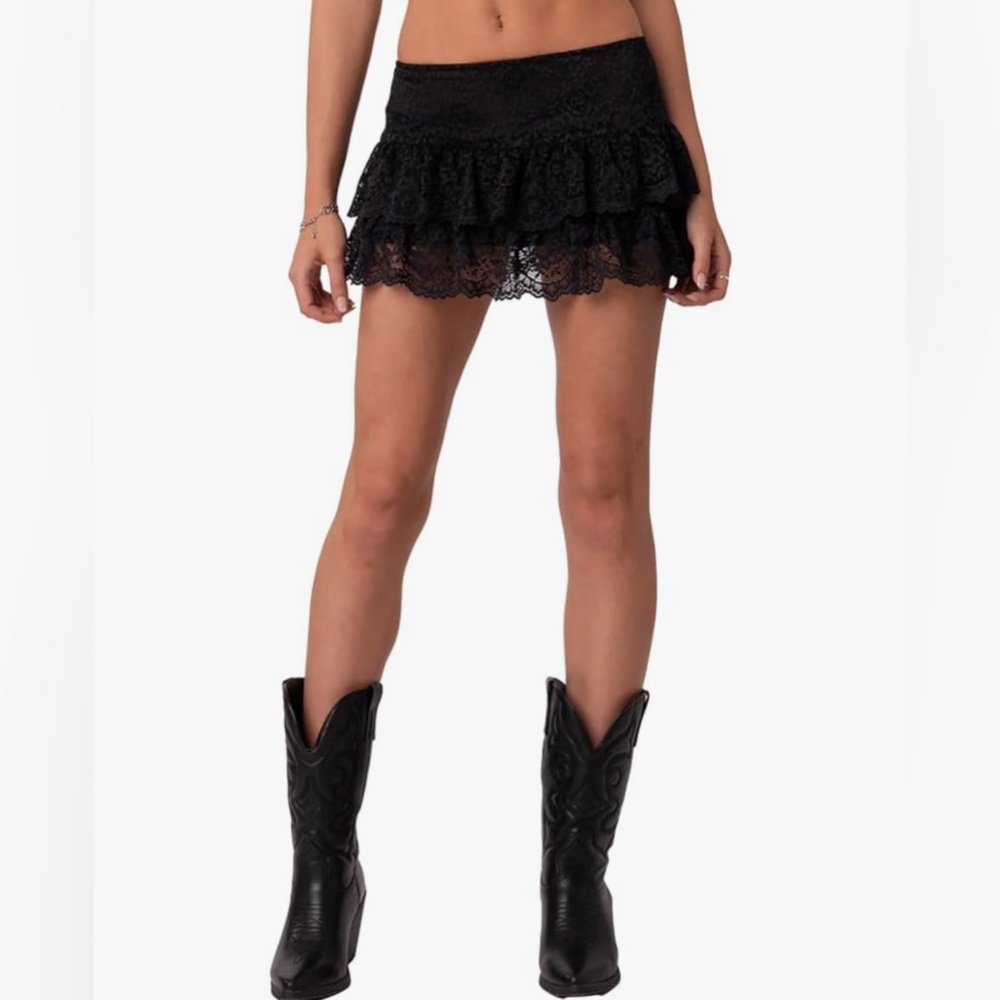 Elegant Black Lace Mini Skirt